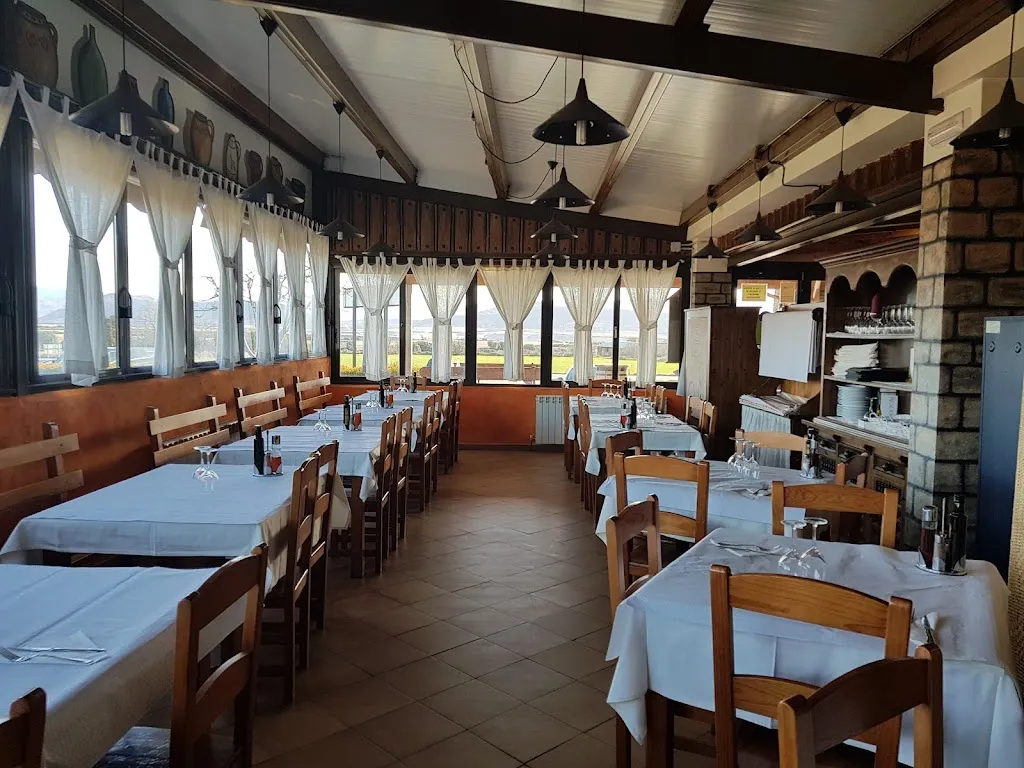 Bar Restaurante La Trobada_Canal de Berdún_slider_image_1