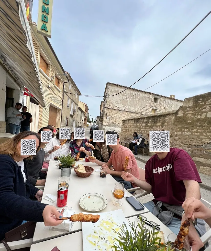 Shivani Naresh Harjani_Apartahotel La Chipranera_Castejón de Monegros_review