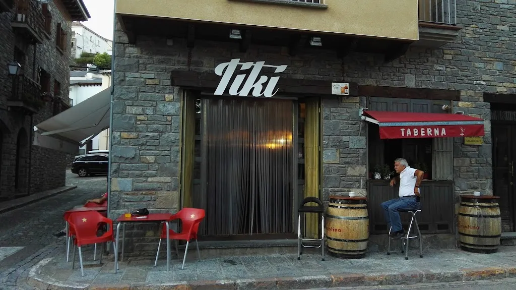 Tiki Bar restaurant in Biescas