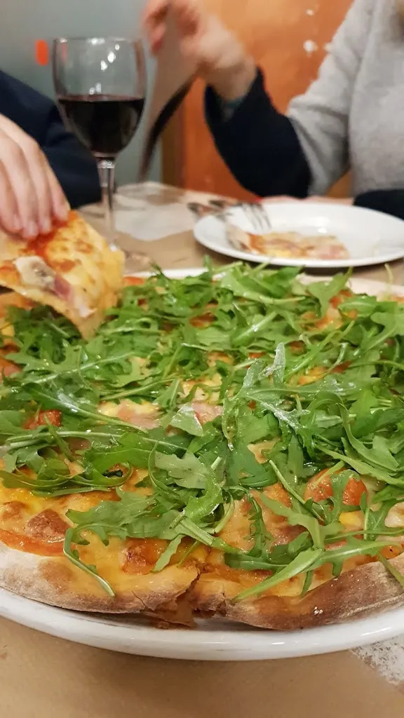 Tony Fata_Pizzeria la Tea_Biescas_recensione