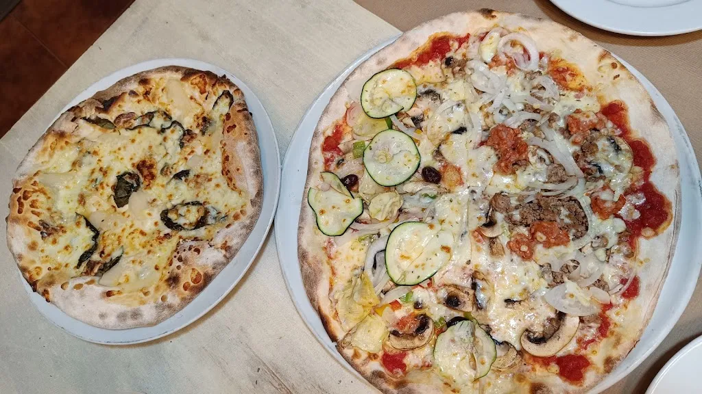 Pizzeria la Tea_Biescas_slider_image_3