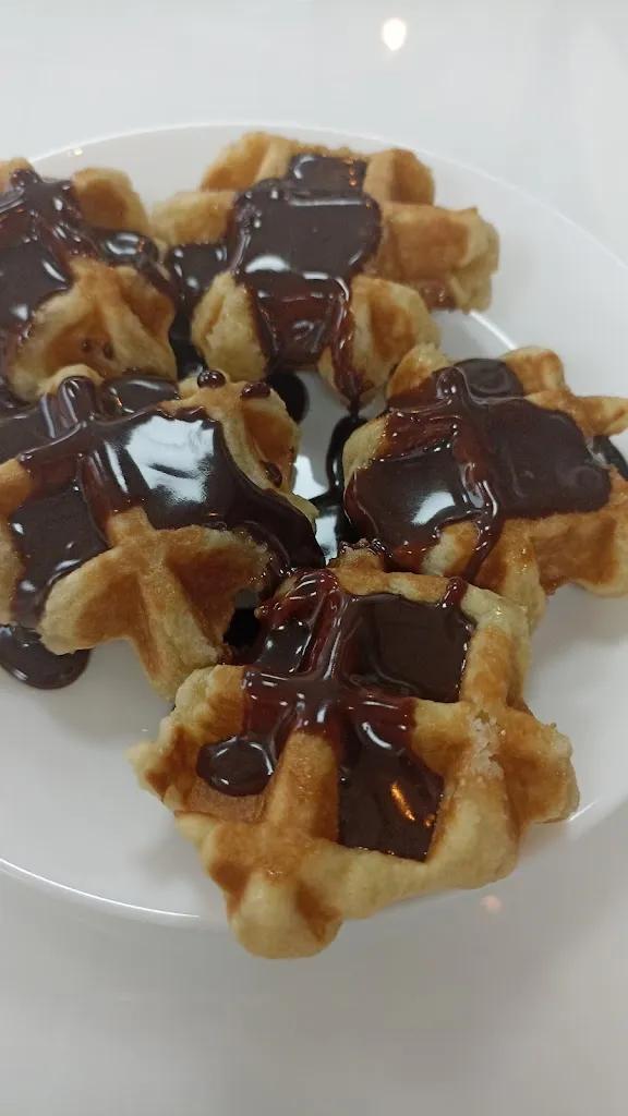 Dory Caniche_El Rincon de María cafetería & gofreria_Bigastro_review