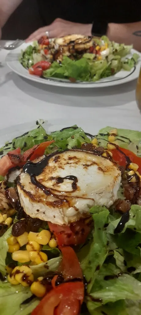 Anna Bartoli_Hotel, Cafeteria ,Restaurante Giral_Biescas_review