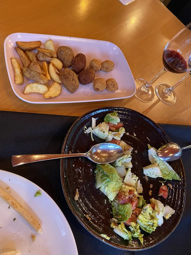 Daniel Kirkegaard_Hotel Tierra de Biescas 4* - Restaurante - Eventos_Biescas_recensione