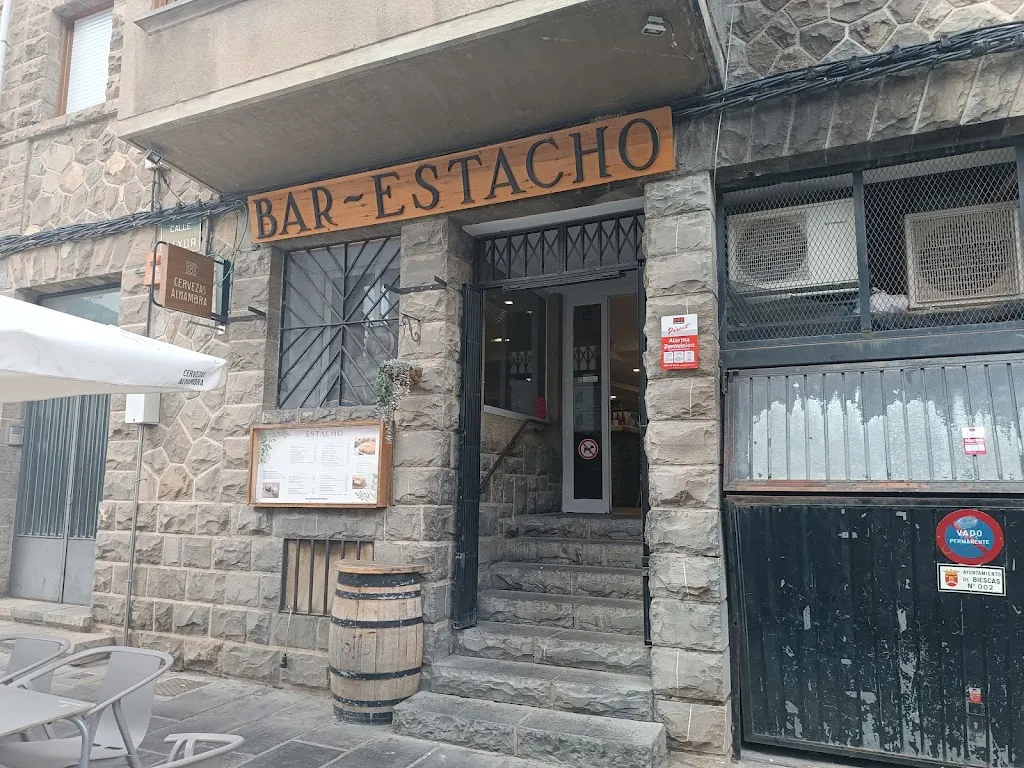 Bar Estacho_Biescas_slider_image_1