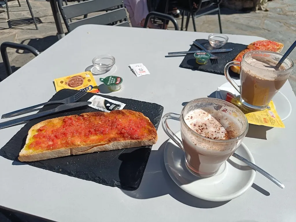 Manu_LOS JARDINES DE SAMSARA_Biescas_review