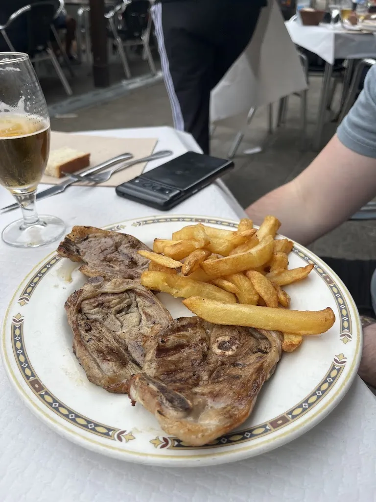 Adeline Foo_Cafetería Tendeñera_Biescas_recensione