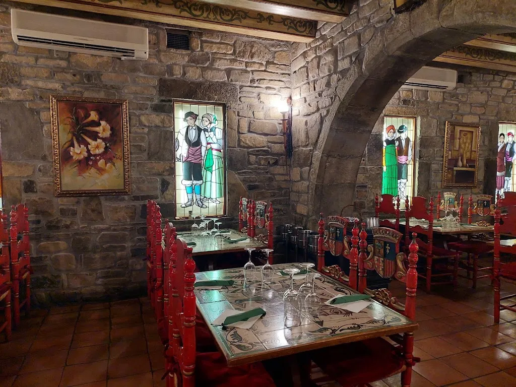 Restaurante La Jacetania_Castiello de Jaca_slider_image_1