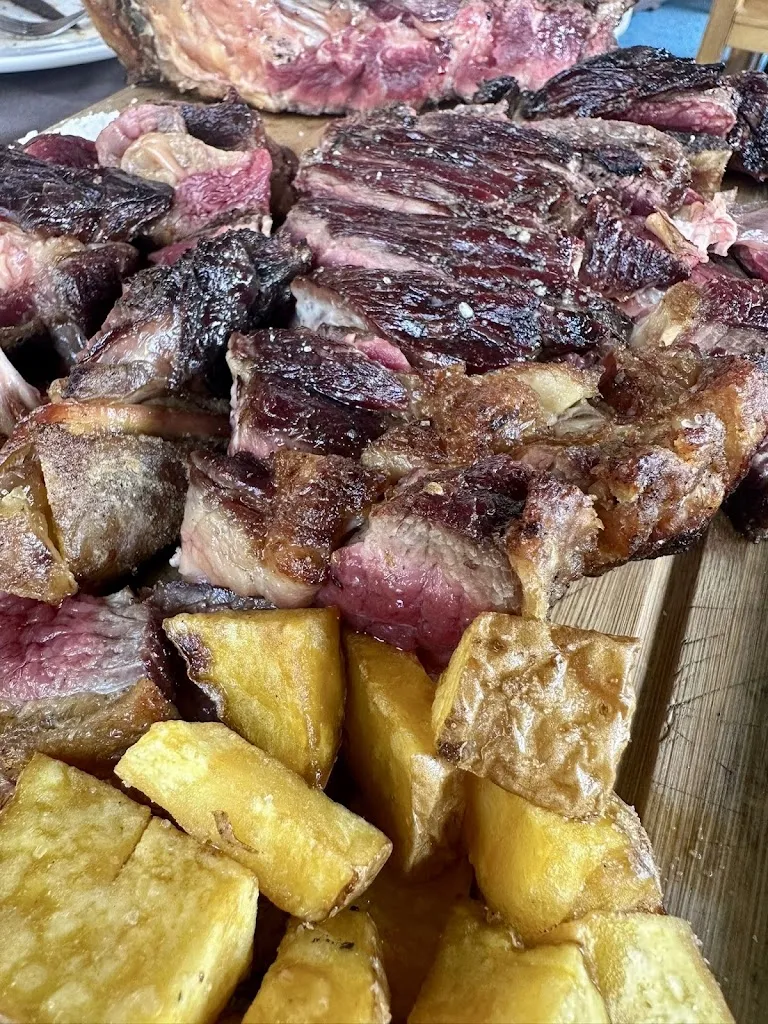 Guillen Murillo_BORDA TXINDOKI_Castiello de Jaca_review