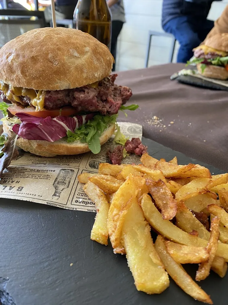 Adrián Galache_La Cantera_Broto_review