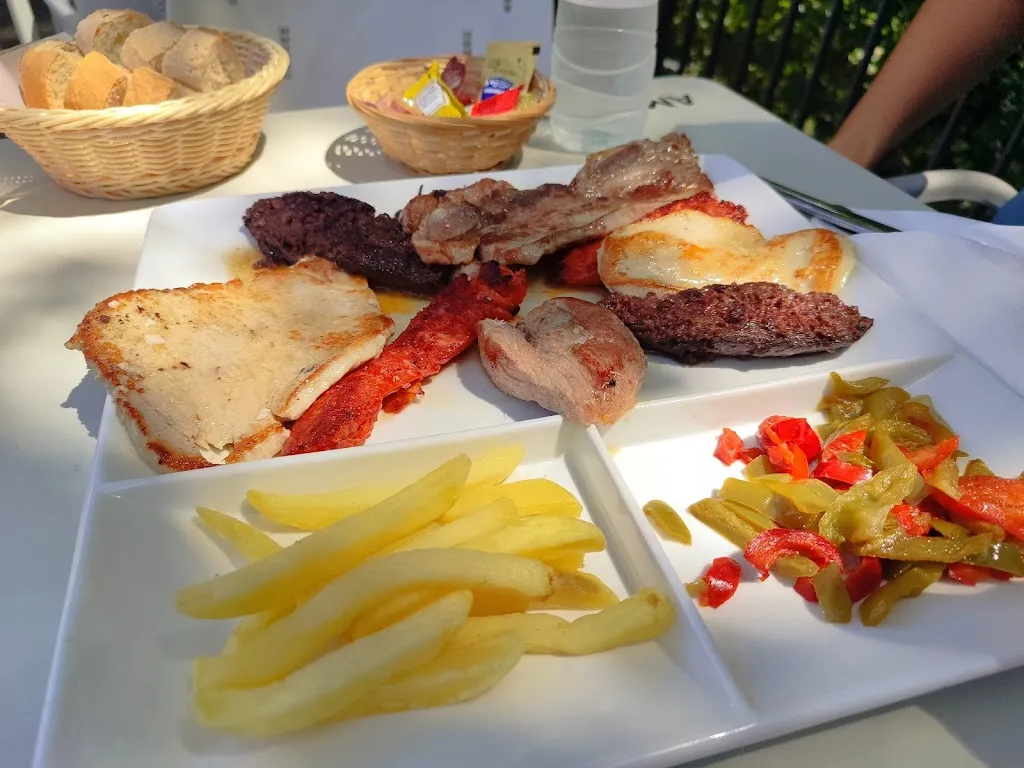 Restaurante Arazas_Broto_slider_image_3