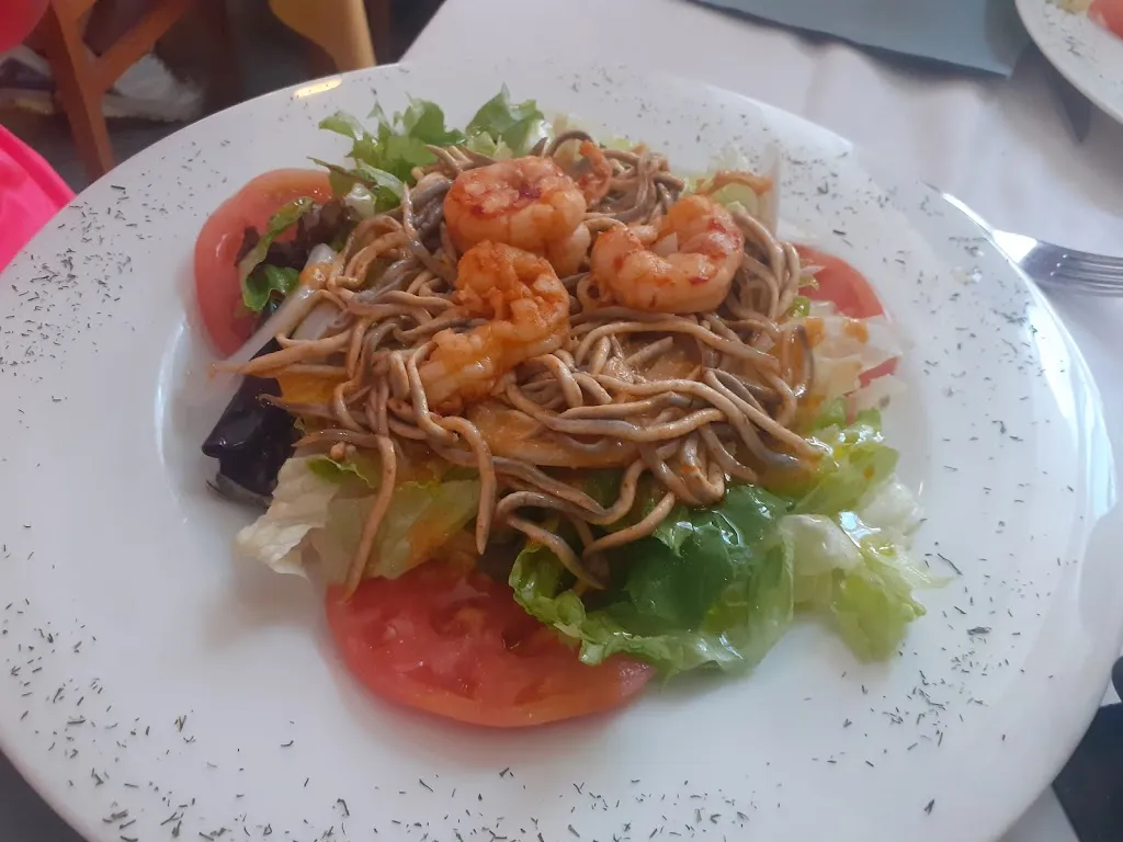 Hector L.S._Bar Restaurante Pirineos_Castejón de Sos_review