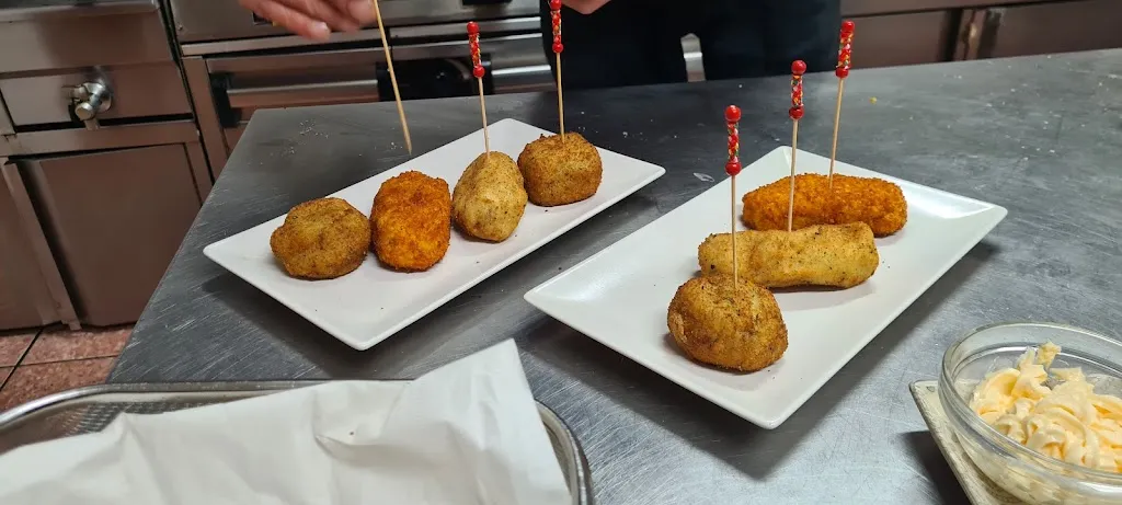 Bar-Restaurante El Castellar_El Castellar_slider_image_3