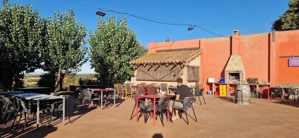 Stéphane M_Tantaka - Albergue Los Meleses_Colungo_review