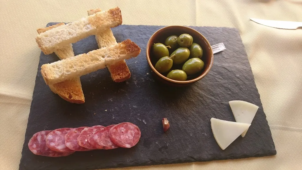 Menu_Hotel Restaurante Mesón de Colungo_Colungo_image_4