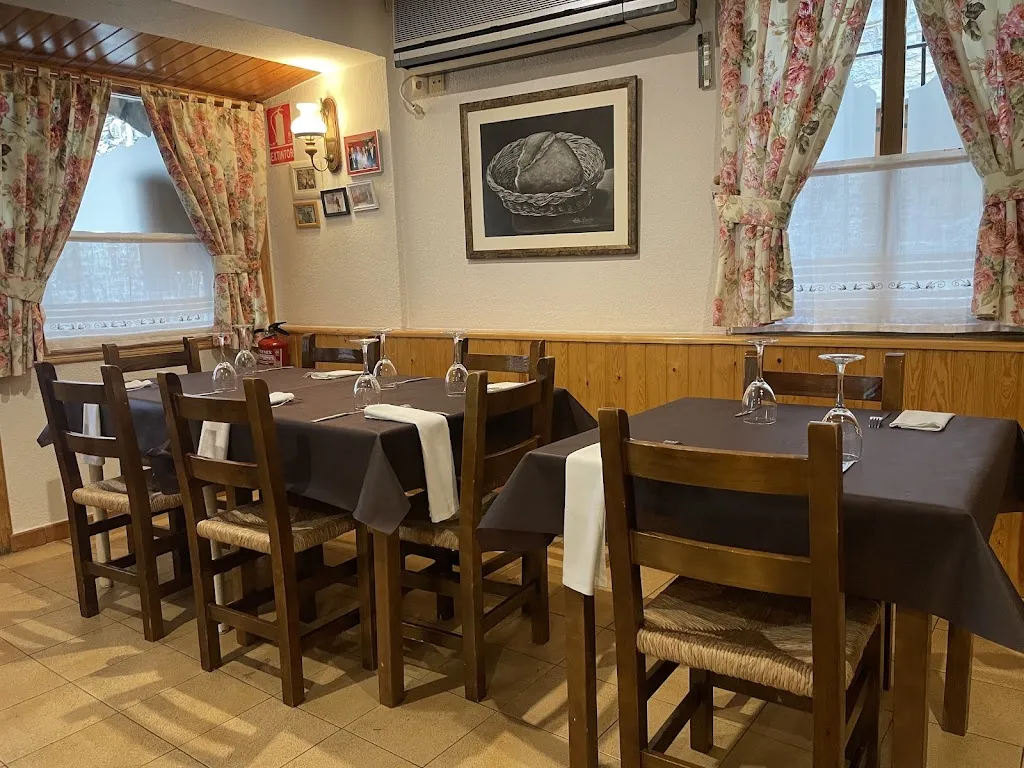 Asador Ixarso_Benasque_slider_image_1