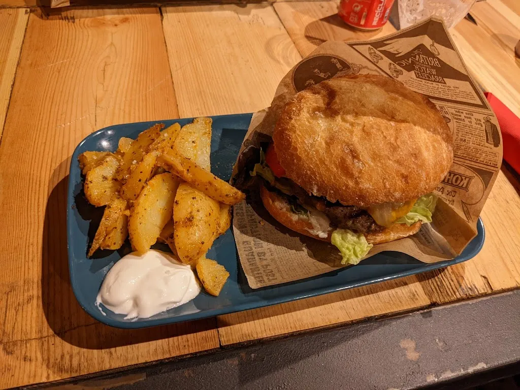 Benjamin Garst_BAR CREGÜEÑA_Benasque_recensione