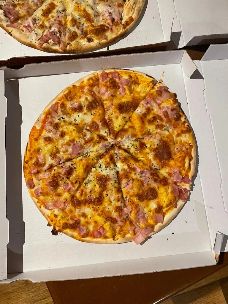 Pizzería La Tea_Benasque_slider_image_3