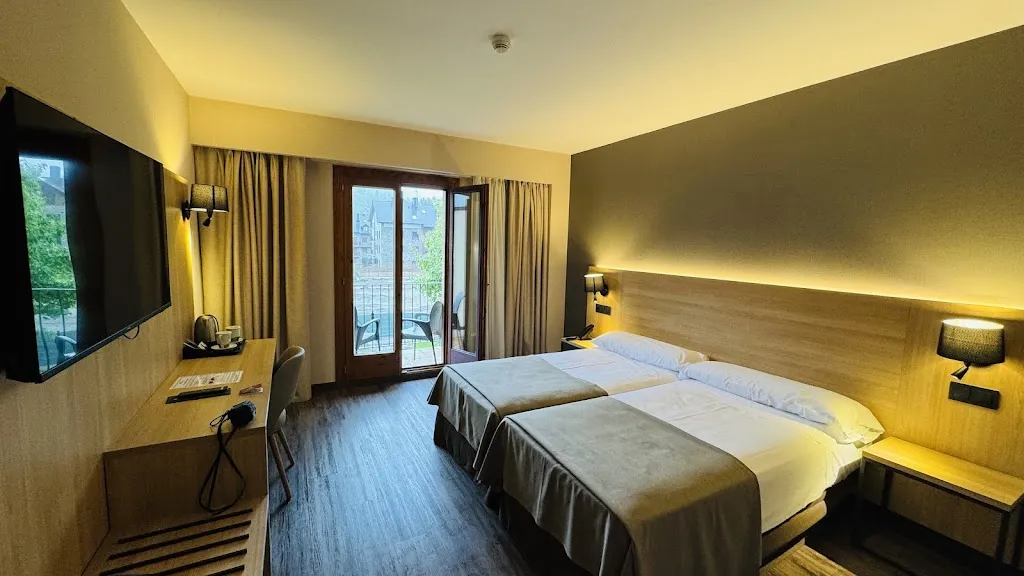 SOMMOS Hotel Benasque Spa_Benasque_slider_image_3