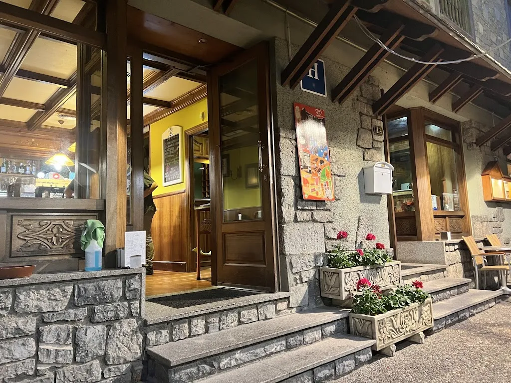 Restaurante Avenida restaurant in Benasque