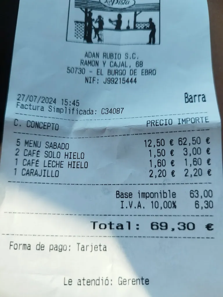 Rosa._Cafe Bar La Pista_El Burgo de Ebro_review