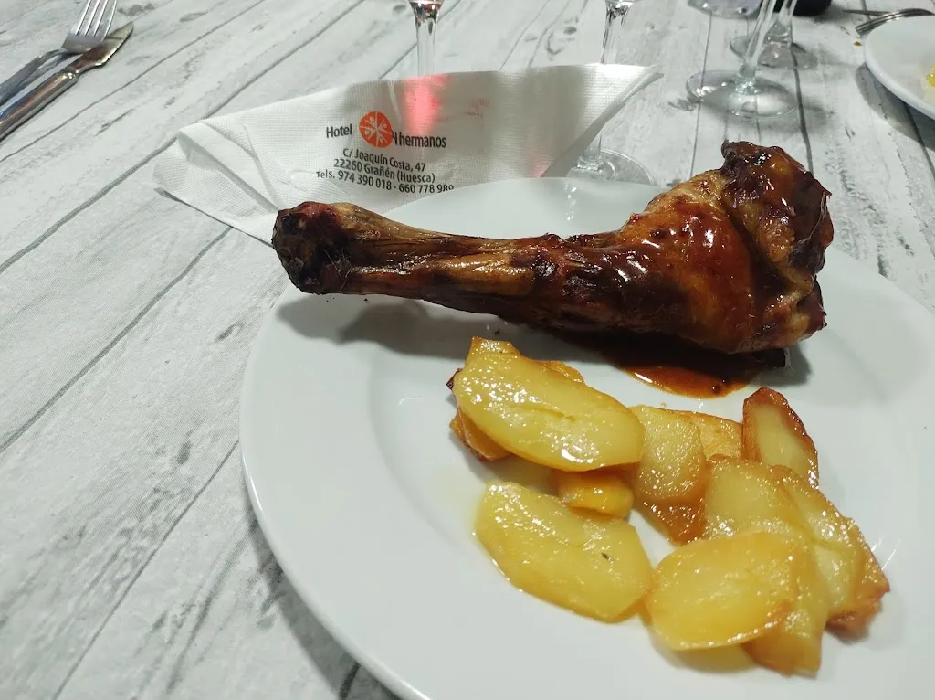 Monegros Hotel 4 Hermanos_Grañén_slider_image_3