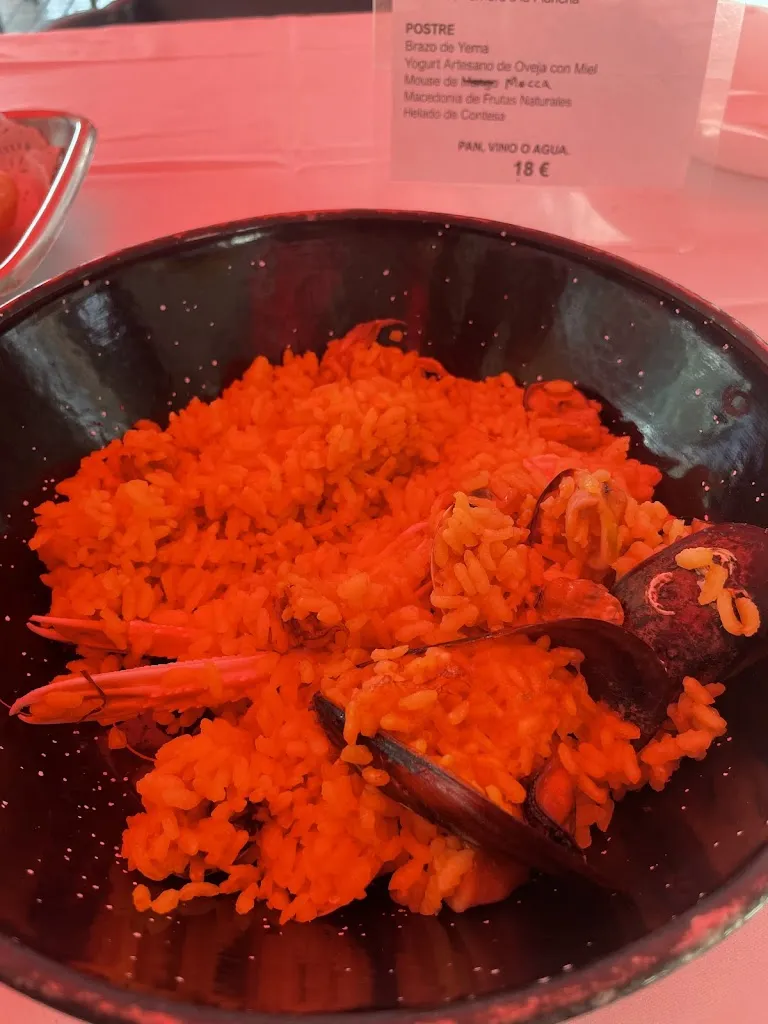 Kharisma Gita_DOÑA TABERNA_Fago_review