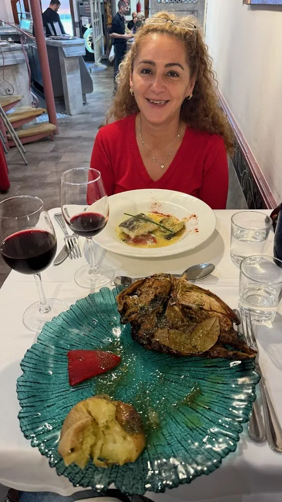 Claudia Figart_DOÑA TABERNA_Fago_review