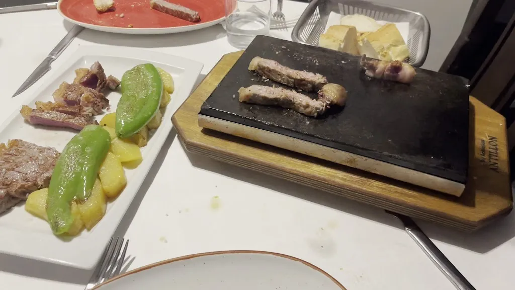 Restaurante en Huesca Antillón_Fago_slider_image_2