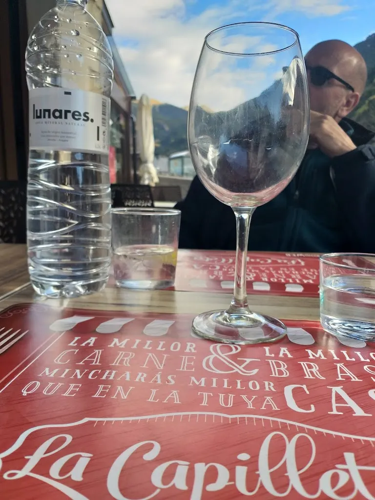 hanke distel_La Capilleta_Gistaín_review