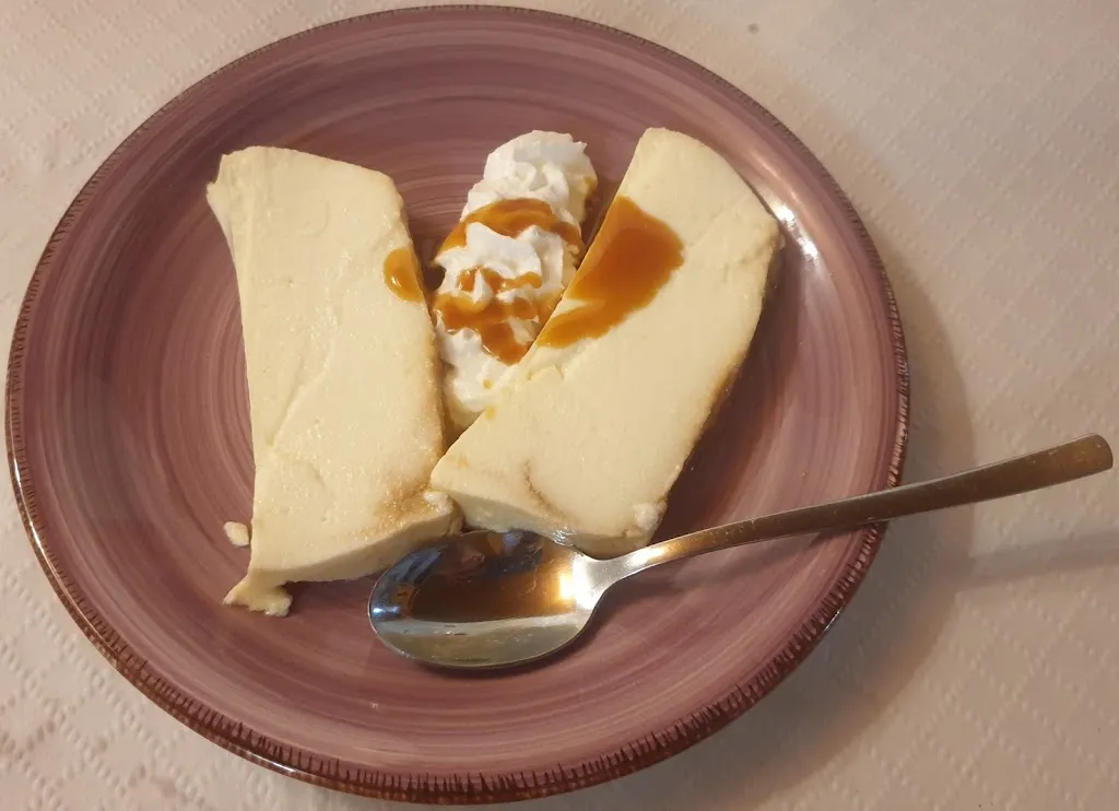 Luis Javier “Gatro”_Hostal Casa Alvira_Gistaín_recensione