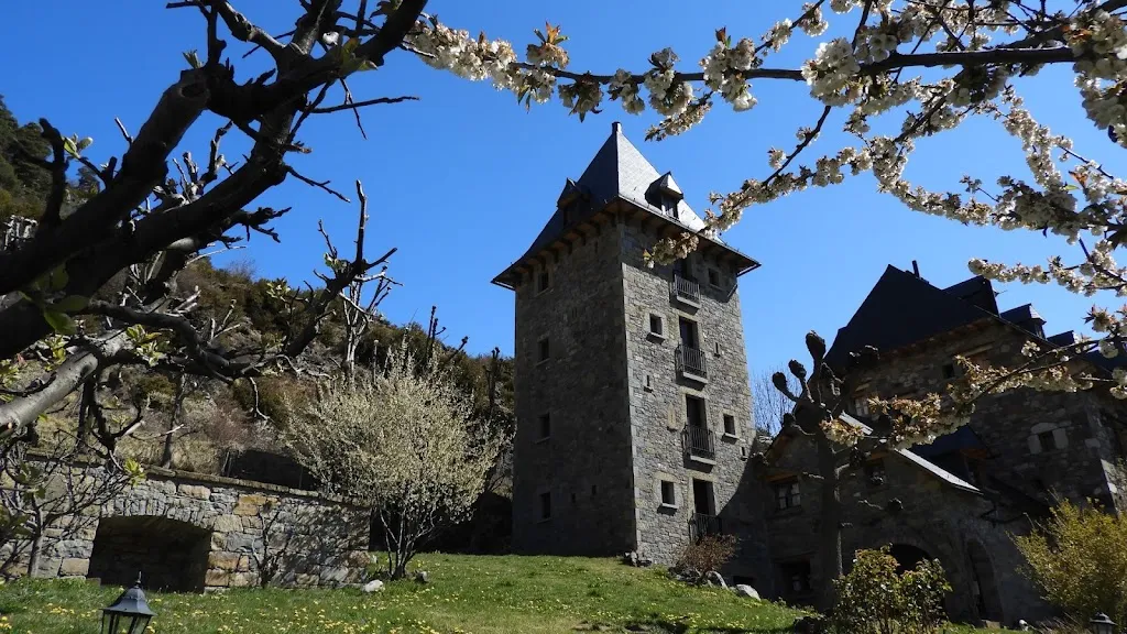 Casa Rural Fontamil restaurant in Gistaín