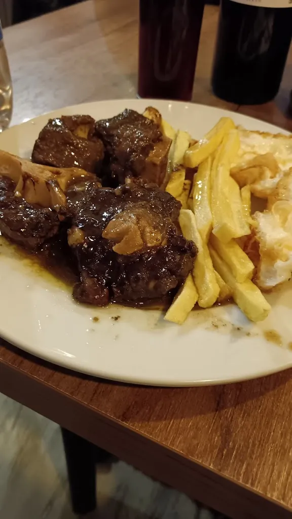 Toño Toño_Bar Los Cisnes_Gurrea de Gállego_review