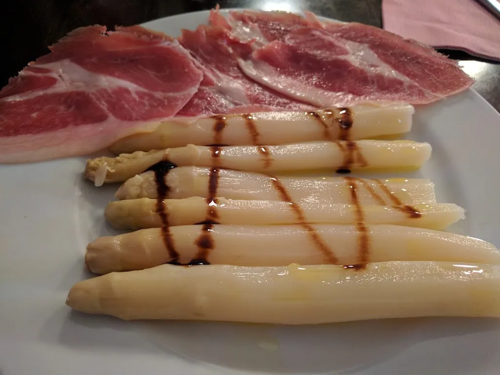 Bar Los Cisnes_Gurrea de Gállego_slider_image_3