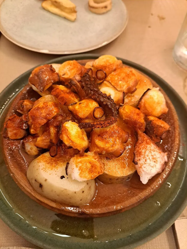 Karolina Corrochano_O Feitiño_Arteixo_review