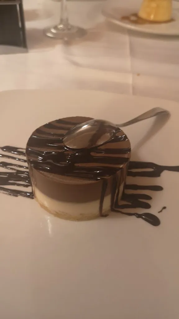 Martyn Lathbury_La Bodega del Somontano_Hoz y Costean_recensione