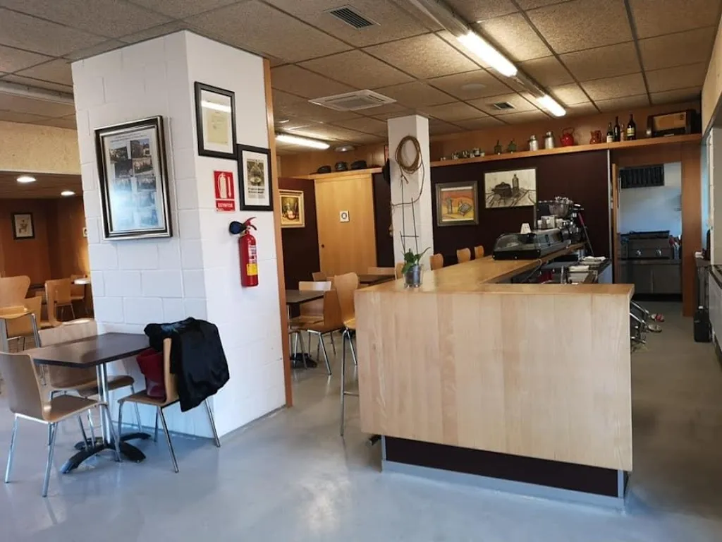 Multiservicio Yequeda restaurant in Igriés