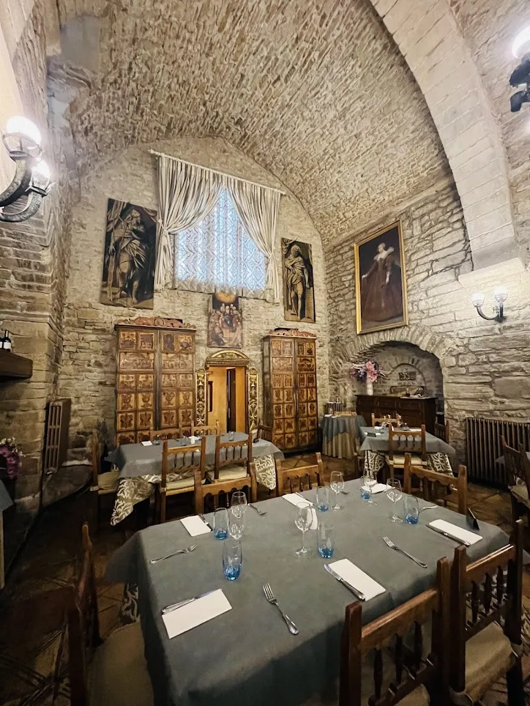 Restaurante La Catedral restaurant in Isábena