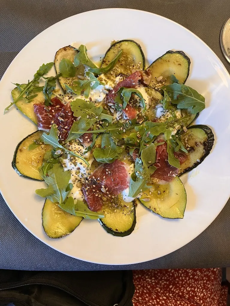 Yasmina Mouaz_Mesón del Isábena_Isábena_review