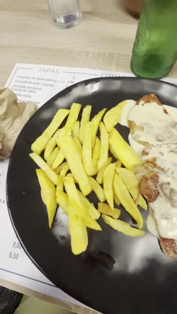 Adrian Vecina_La Cultural de Xoxim_Benissa_review