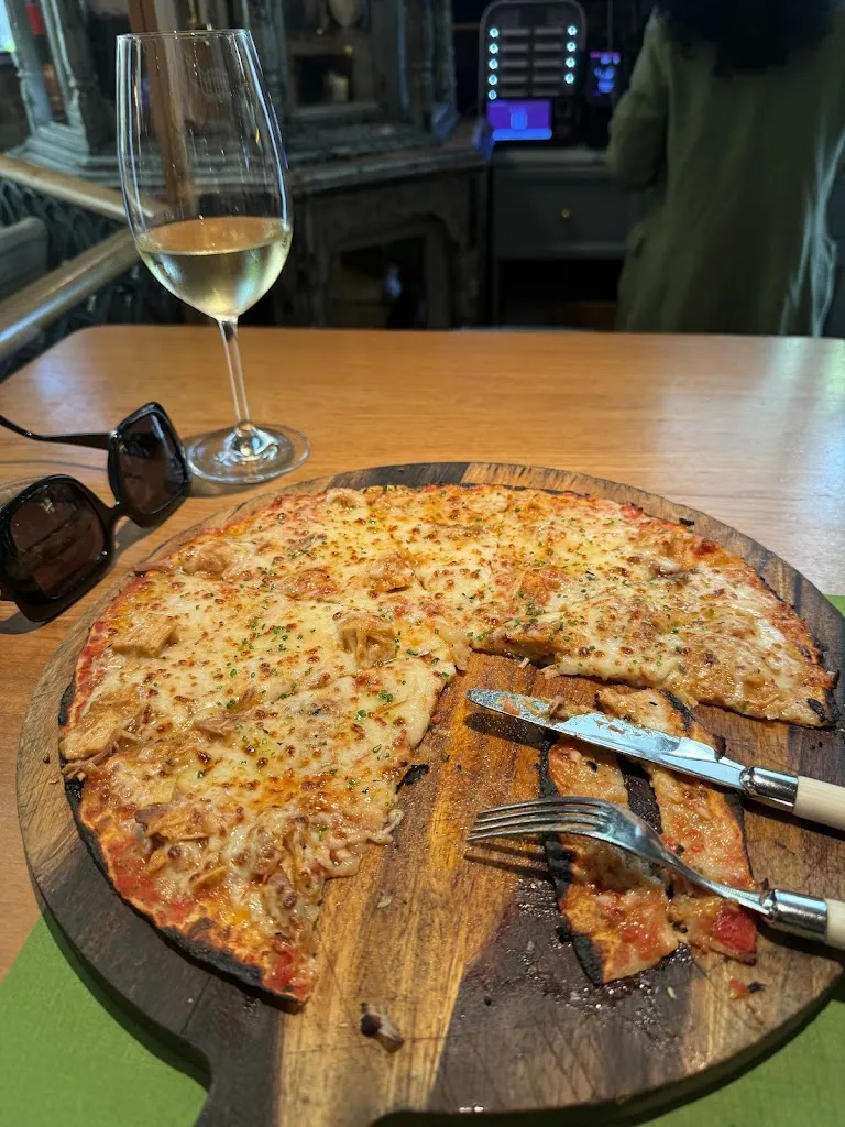 Petra Vahahyyppa_Restaurante Ultramarinos Quintin_Graus_Bewertung