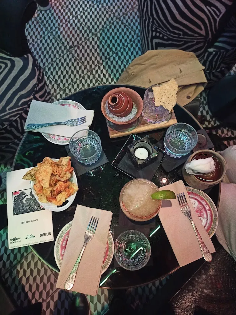 Menu_Salmon Guru - A CONTRACORRIENTE_Graus_immagine_7