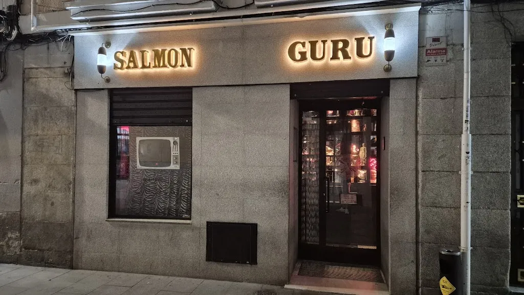 Salmon Guru - A CONTRACORRIENTE_Graus_slider_image_3