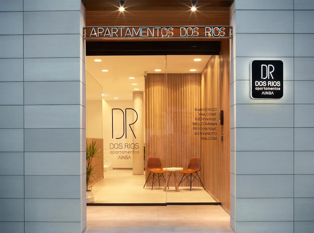 Apartamentos DOS RIOS Ainsa restaurant in Labuerda