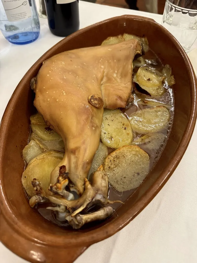 alejandro_Restaurante Torre de los Nublos_La Iglesuela del Cid_review