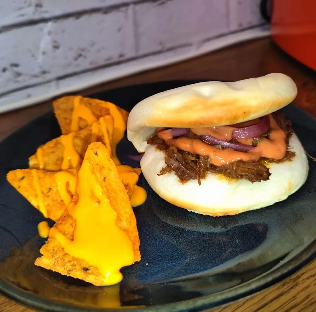 jose bernal_Mesón Caparrós_Loscorrales_recensione