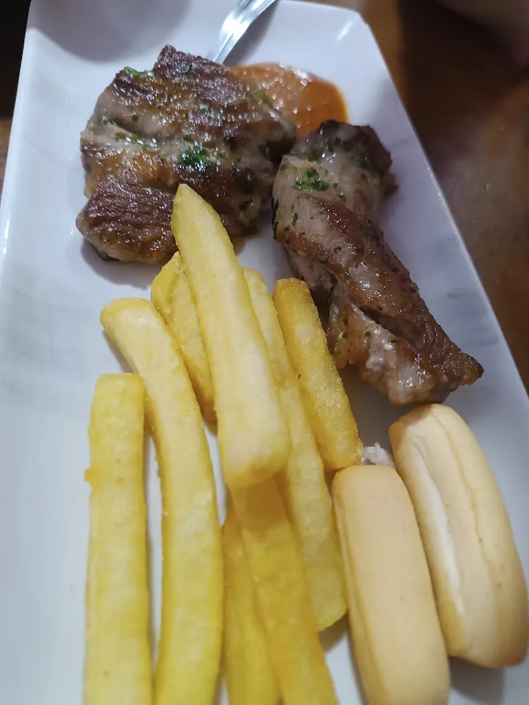 Mesón Caparrós_Loscorrales_slider_image_3