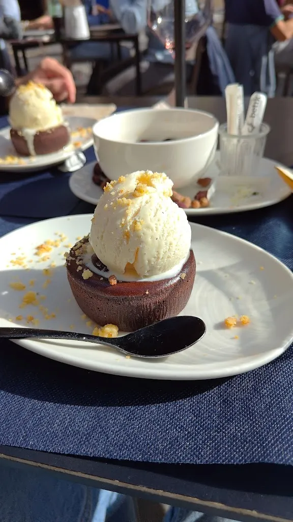 Kiyo Ss_El Almacén de la Catedral_Jaca_review