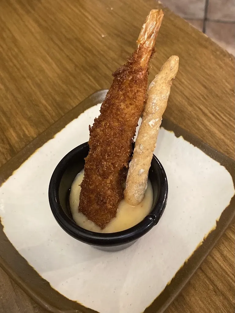 Estella Tuff_Bar La Tasca de Ana_Jaca_review