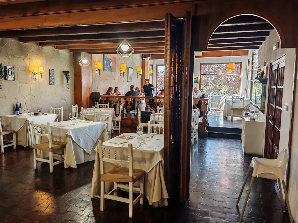 Restaurante Las 3 Ranas_Jaca_slider_image_1